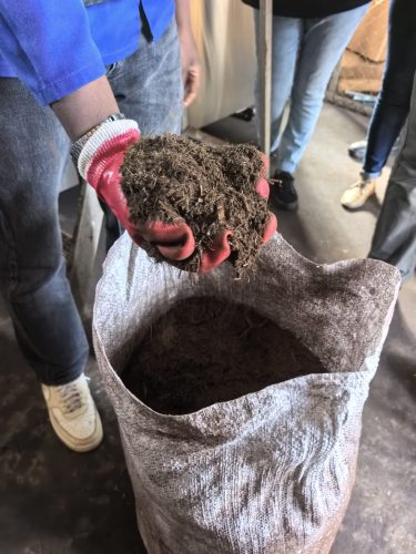 The result: organic waste transformed into nutrient-rich compost instead of landfill waste.